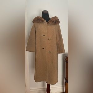 Vintage camel Polsky’s coat